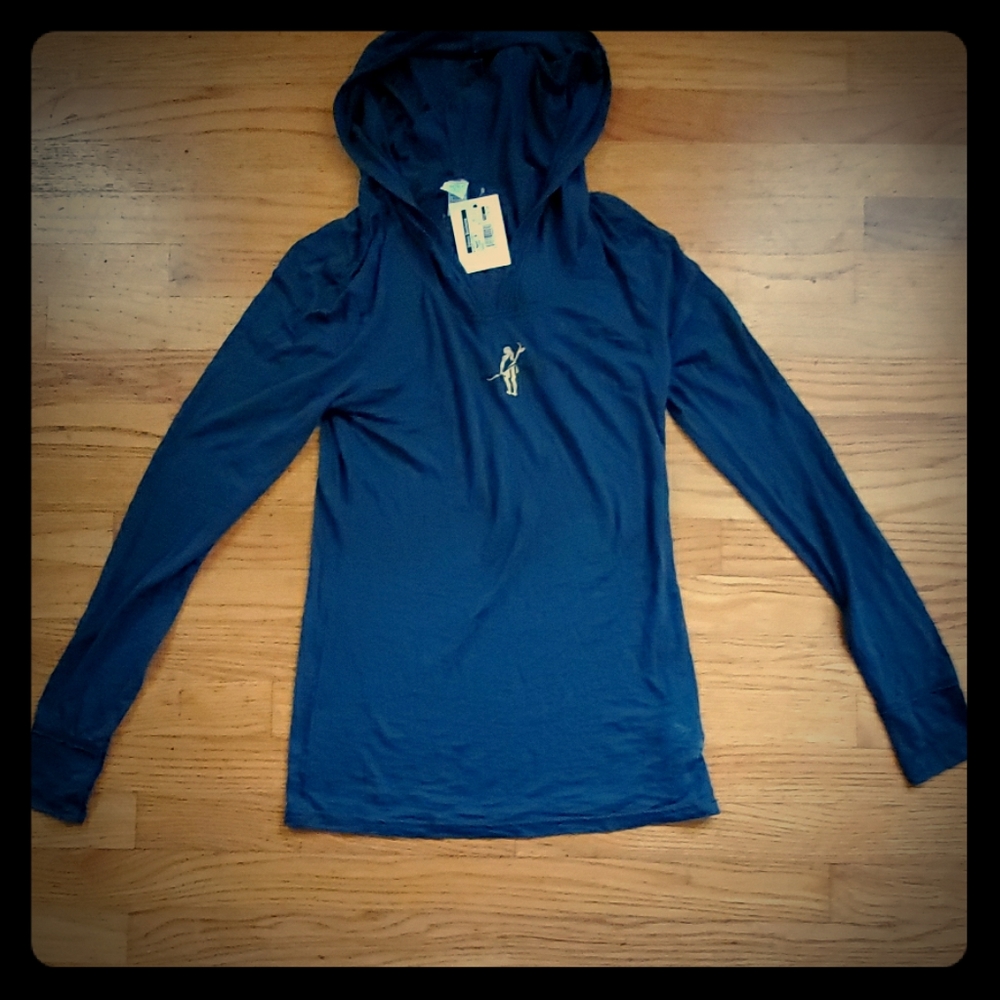 Toes on the nose burnout hoodie size medium